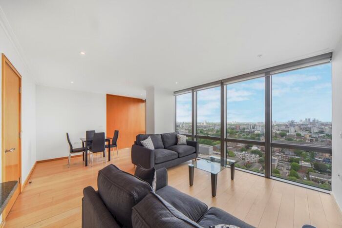 2 Bedroom Apartment To Rent In West India Quay, Canary Wharf, E14