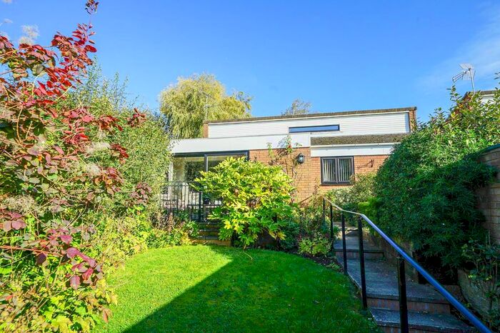 3 Bedroom Detached Bungalow For Sale In Chestnut Hill, Leighton Buzzard, LU7