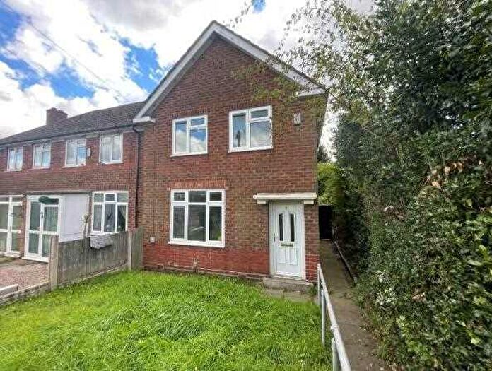 2 Bedroom End Of Terrace House To Rent In Sheen Road, Birmingham, B44
