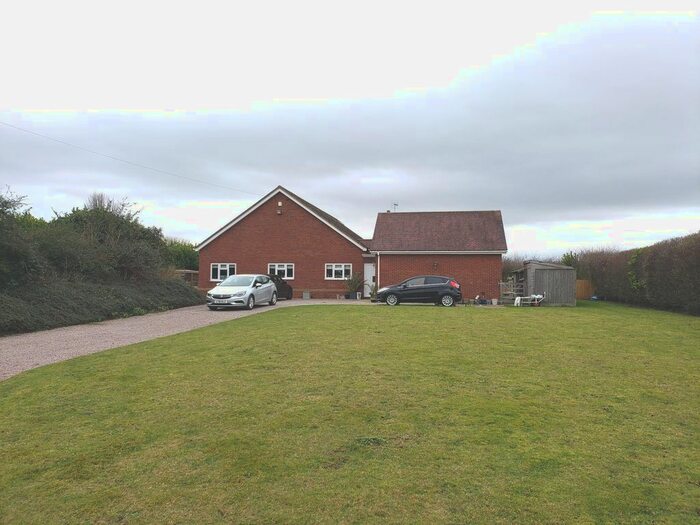 3 Bedroom Detached Bungalow For Sale In Scoldhall Lane, Surfleet, Spalding PE11