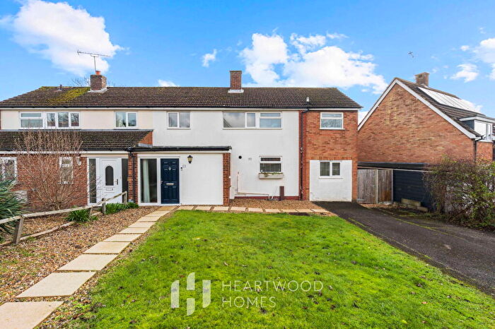 4 Bedroom Semi Detached House For Sale In Ardens Way, St. Albans, AL4