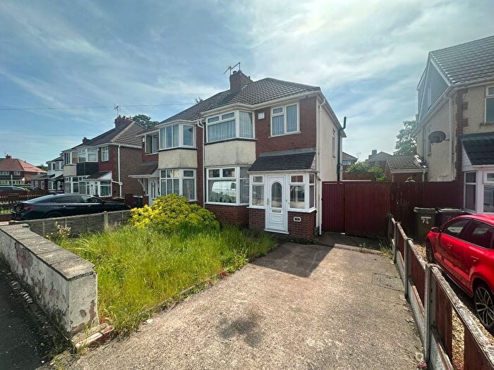 3 Bedroom Semi Detached House For Sale In Prestwood Avenue, Wolverhampton, WV11