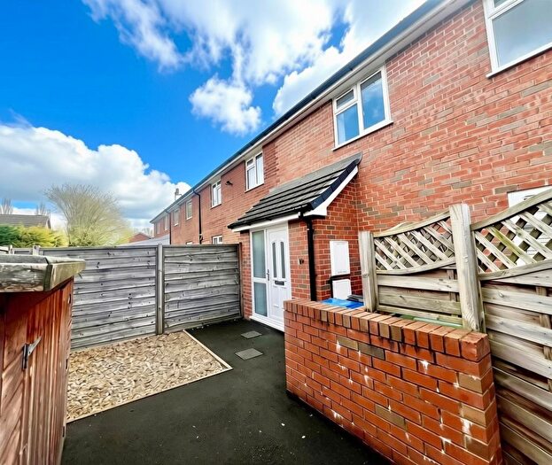 2 Bedroom Apartment For Sale In Canada Street, Stockport, SK2