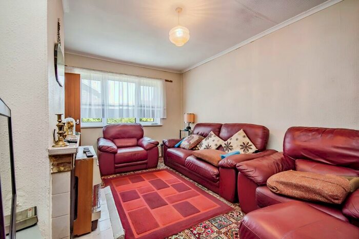 3 Bedroom End Of Terrace House For Sale In Cambrian Street, Llanelli, Carmarthenshire, SA15