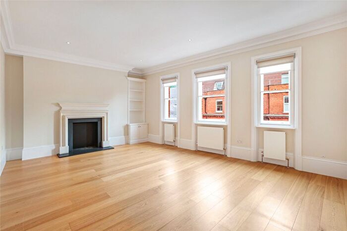 4 Bedroom Flat To Rent In Egerton Gardens, London, SW3