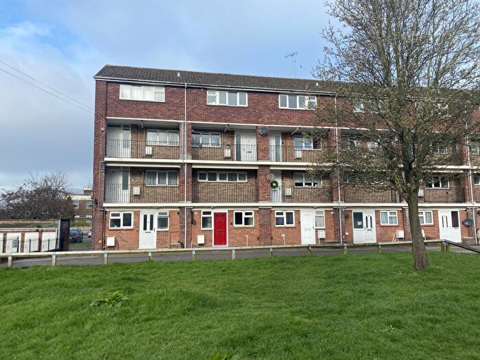1 Bedroom Flat For Sale In Wellington Flats, Salthouse Lane, Yeovil, Somerset, BA20