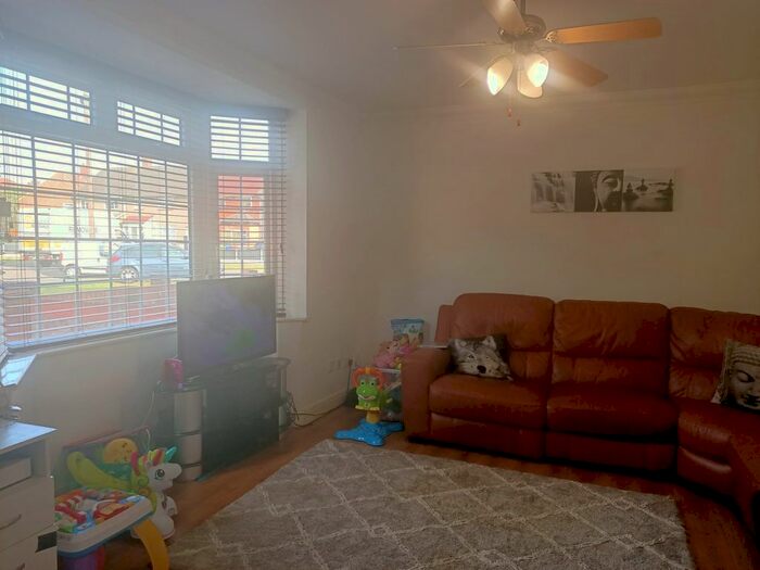 3 Bedroom Terraced House To Rent In South Ockendon, Essex, RM15