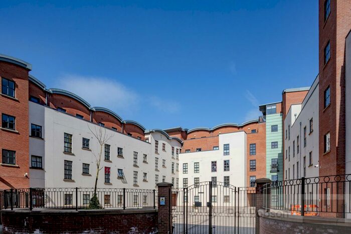 2 Bedroom Apartment To Rent In Curzon Place, Gateshead, NE8