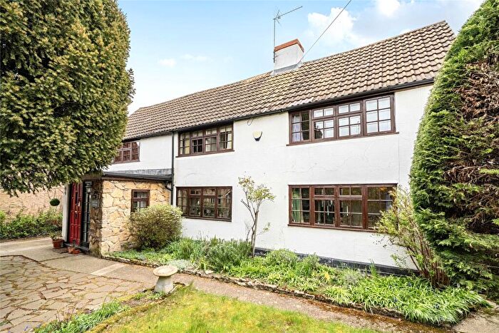 3 Bedroom Detached House For Sale In High Street, Turvey, Bedfordshire, MK43