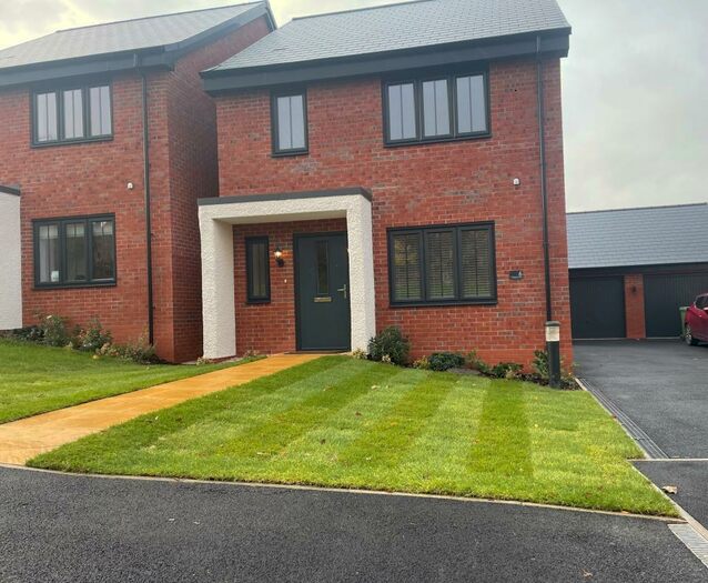 3 Bedroom Detached House To Rent In Palladian Drive, Derby, DE22