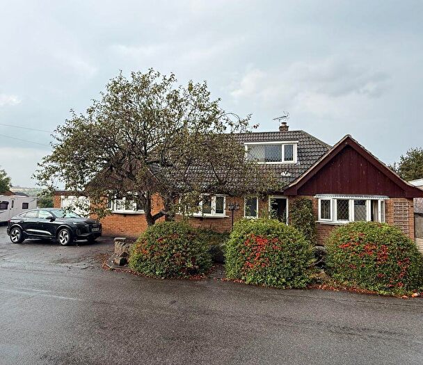 3 Bedroom Detached Bungalow For Sale In Lowry View, Laceyfields Road, Heanor, Derbyshire, DE75