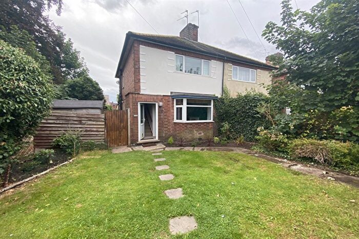 2 Bedroom Semi-Detached House To Rent In Middle Street, Beeston, NG9