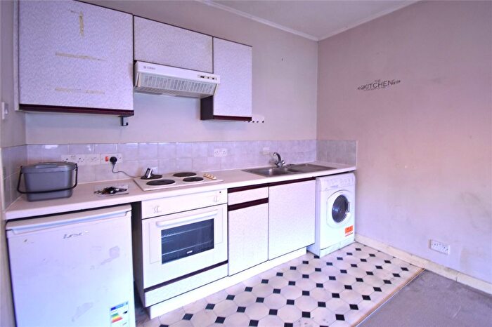 1 Bedroom Studio To Rent In Camp Road, Farnborough, Hampshire, GU14