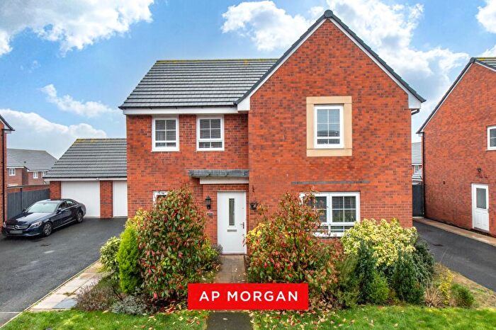 4 Bedroom Detached House For Sale In Patch Street, Bromsgrove, Worcestershire, B61