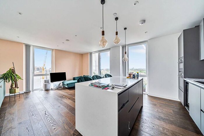 2 Bedroom Flat To Rent In Bollo Lane, Chiswick, London, W4