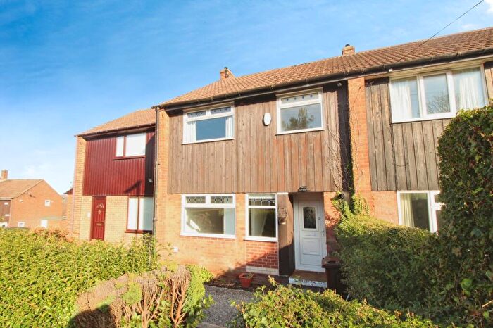 3 Bedroom Terraced House For Sale In Owen Place, Sheffield, South Yorkshire, S6