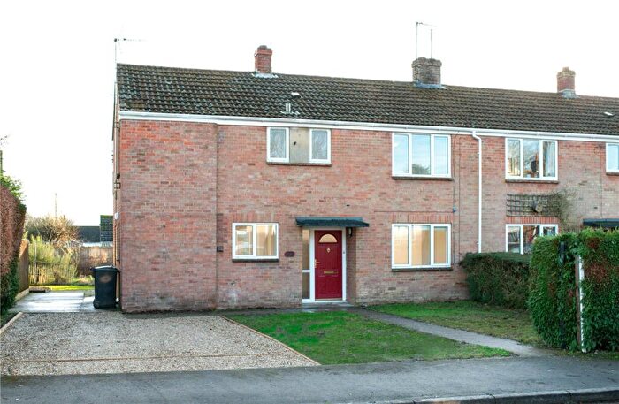 4 Bedroom Semi Detached House To Rent In Webbs Way, Marlborough, Wiltshire, SN8