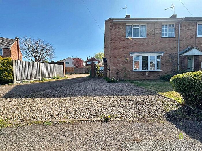 3 Bedroom End Of Terrace House For Sale In Burdett Close, Gilmorton, Lutterworth, LE17