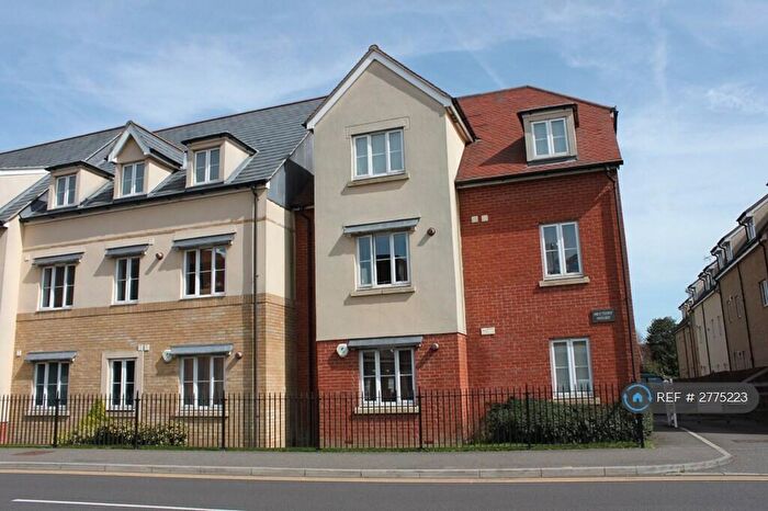2 Bedroom Flat To Rent In Rectory House, Billericay, CM12