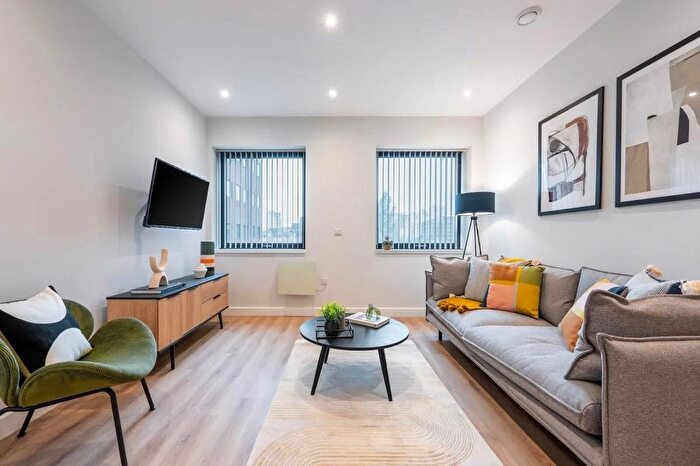 Studio To Rent In Beverley Way, West Wimbledon, London, SW20