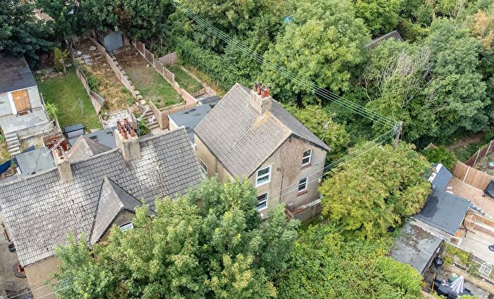 2 Bedroom Semi-detached House For Sale In Lower Church Hill, Greenhithe, DA9