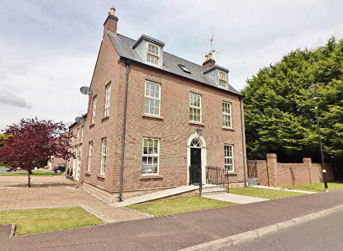 4 Bedroom End TownHouse For Sale In Derry Park Lane, Lurgan, BT66