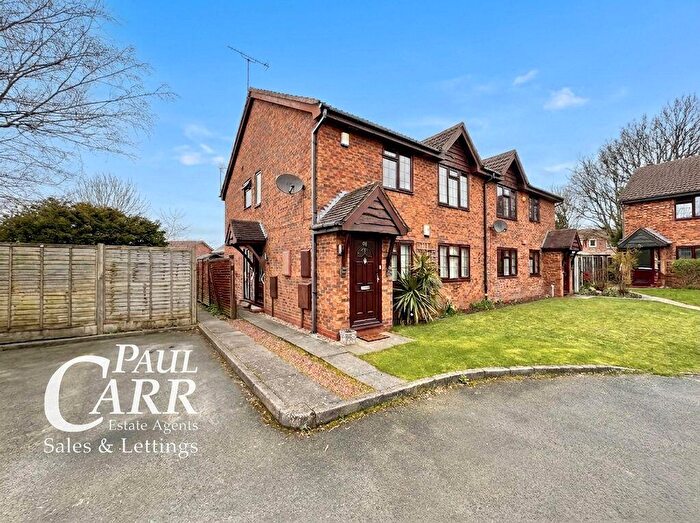2 Bedroom Maisonette For Sale In Moore Close, Four Oaks, Sutton Coldfield, B74