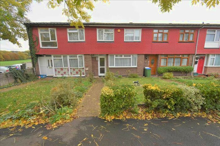 3 Bedroom Property To Rent In Mount Pleasant Walk, Bexley, DA5