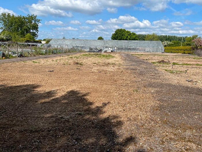 Land For Sale In Yard & Glasshouse At Frogmill Lane, Off Wangfield Lane, Curdridge, SO32