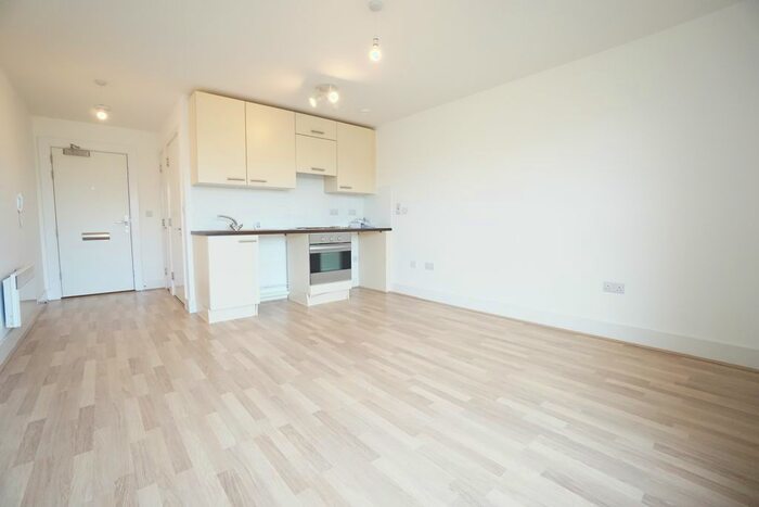 Studio To Rent In Alencon Link, Basingstoke, RG21