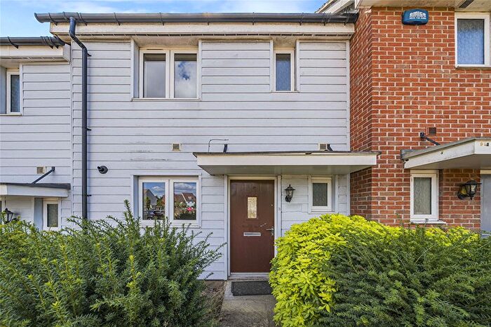 2 Bedroom Terraced House For Sale In Claremont Mews, Dartford, Kent, DA1