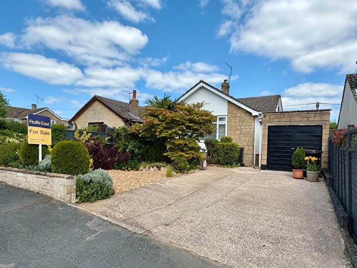 2 Bedroom Bungalow For Sale In Manor Close, Bradford Abbas, Sherborne, DT9