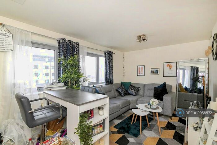 Studio To Rent In Cosmopolitan Court, Enfield, EN1