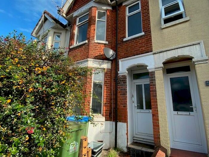3 Bedroom Terraced House To Rent In Romsey Road, Southampton, Hampshire, SO16