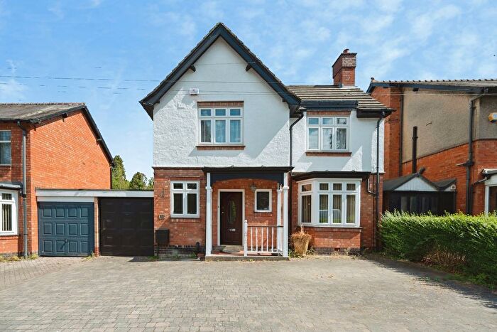 4 Bedroom Detached House For Sale In Plymouth Road, Redditch, Worcestershire, B97