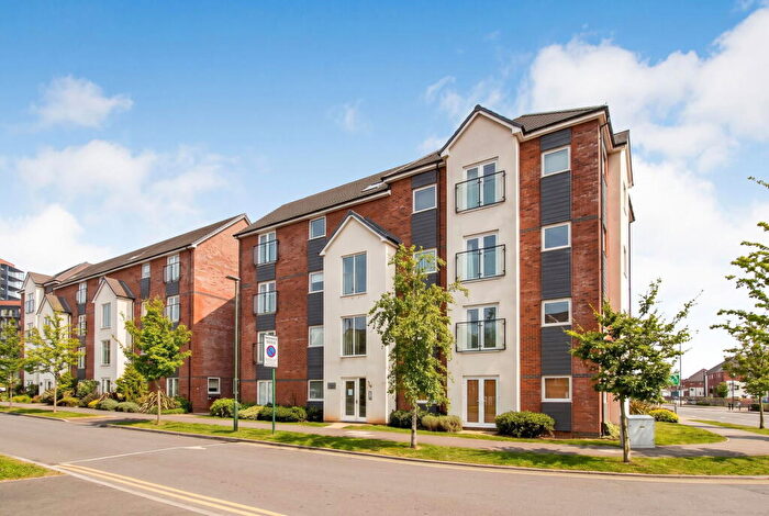 2 Bedroom Flat For Sale In Shirley, Solihull, B90