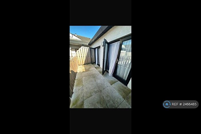 1 Bedroom Flat To Rent In Cube House, Stoke Mandeville, Aylesbury, HP22
