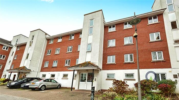 2 Bedroom Flat To Rent In Chantry Close, London, SE2