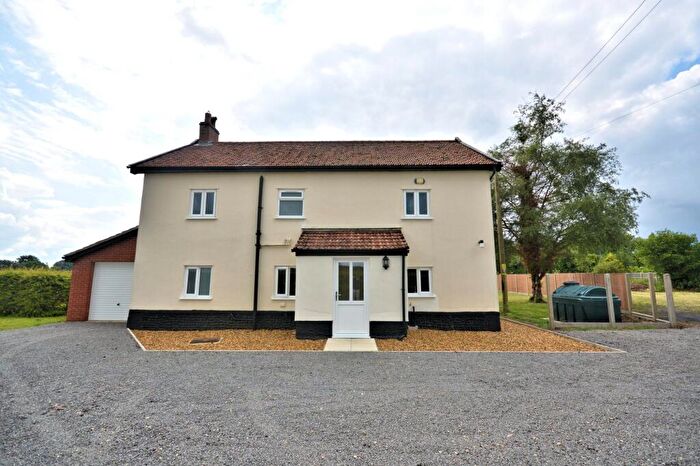 4 Bedroom Detached House To Rent In Northacre, NR17