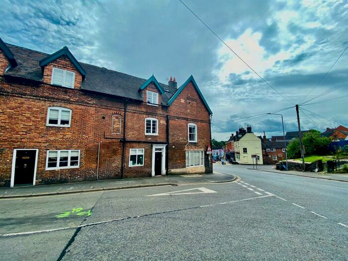 2 Bedroom Apartment To Rent In King Street, Ashbourne, DE6
