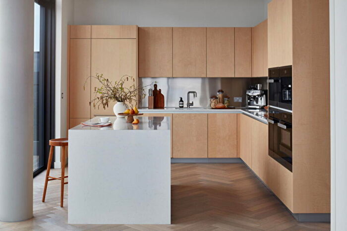 3 Bedroom Penthouse For Sale In Principal Tower, Shoreditch, London, EC2A