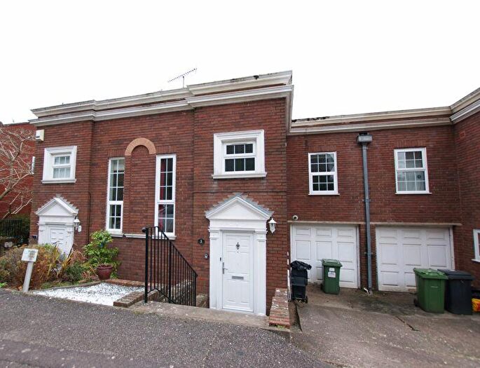3 Bedroom Detached House To Rent In Dinham Crescent, Exeter, EX4