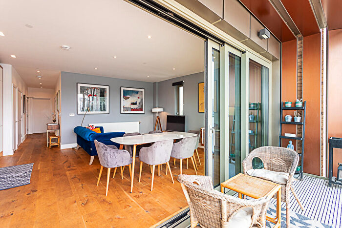 2 Bedroom Flat To Rent In Odessa Street, London, SE16