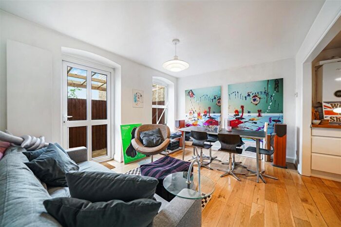 2 Bedroom Flat For Sale In The Foundry, Harlesden, NW10