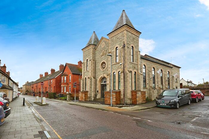 1 Bedroom Apartment For Sale In Queen Street, Gillingham, SP8