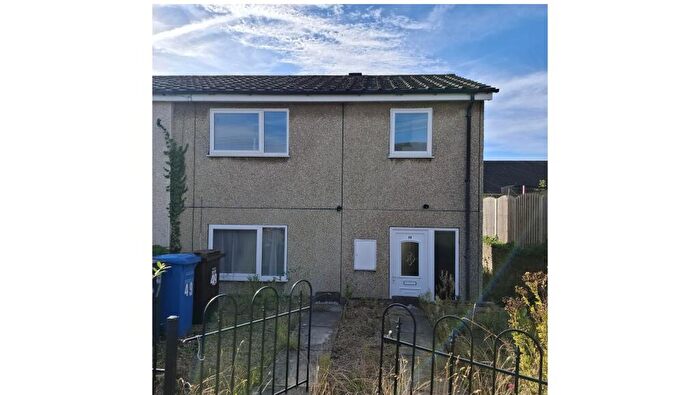 3 Bedroom Semi-Detached House For Sale In Westbrook Road, Chapeltown, Sheffield, South Yorkshire, S35
