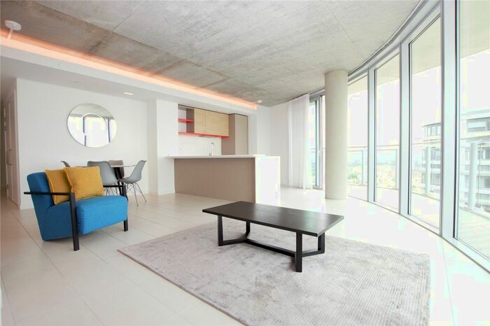 3 Bedroom Flat To Rent In Tidal Basin Road, London, E16