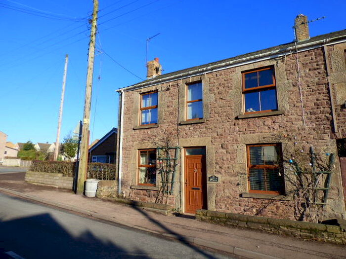 3 Bedroom Semi-Detached House To Rent In Primrose Hill, GL15