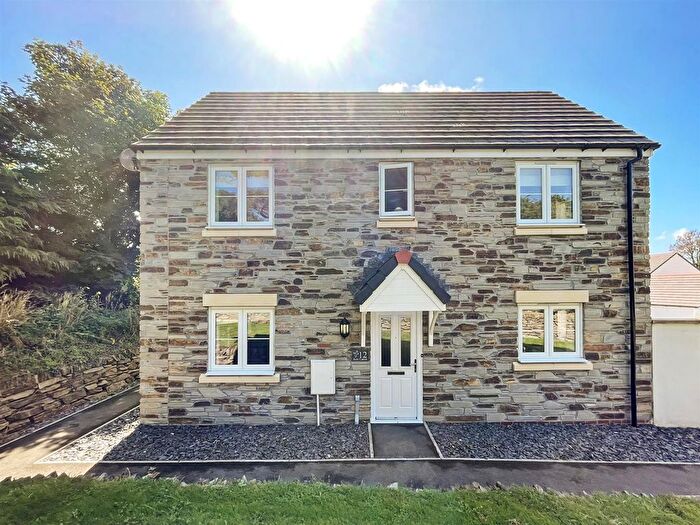 3 Bedroom Semi-Detached House For Sale In Kew Carrek, Goonhavern, Truro, TR4