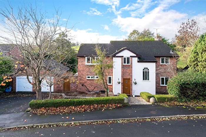 4 Bedroom Detached House For Sale In Willowmead Drive, Prestbury, SK10